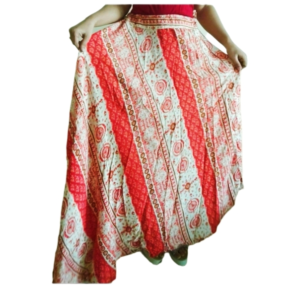 Boho style high low skirt - Picture 2 of 4